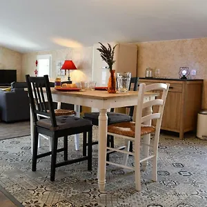  Apartment Le Pigeonnier